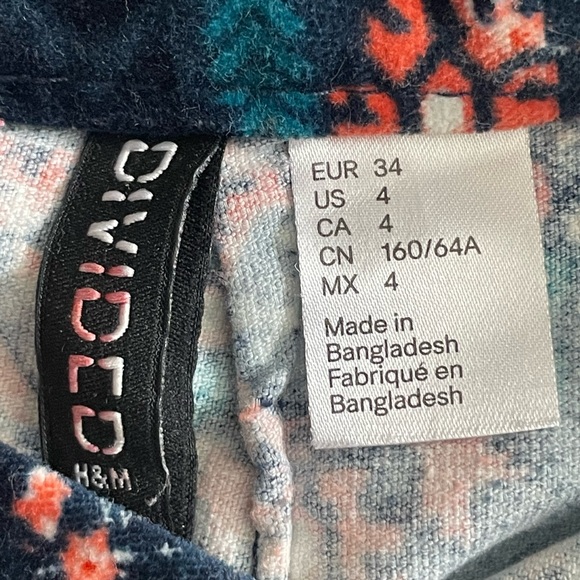 Divided Skirt Velvet/Suede Feel Size 4 Short Skirt - Picture 3 of 8